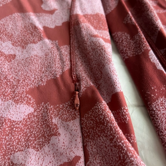 Lululemon Rulu Run Half Zip - Picture 7 of 8